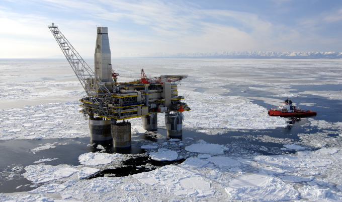 Ocean Oil Rig Drilling